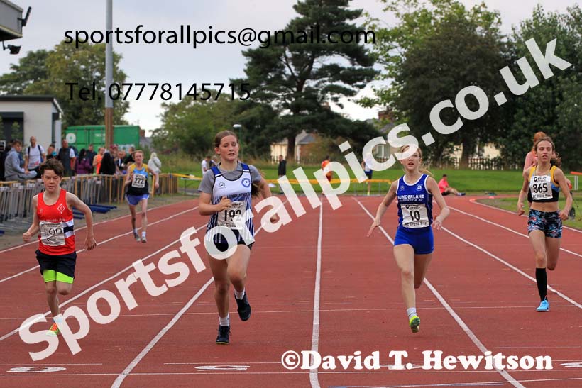 200 metres, 2023 NEGP 6 Monkton.  Photo: David T. Hewitson/Sports for All Pics